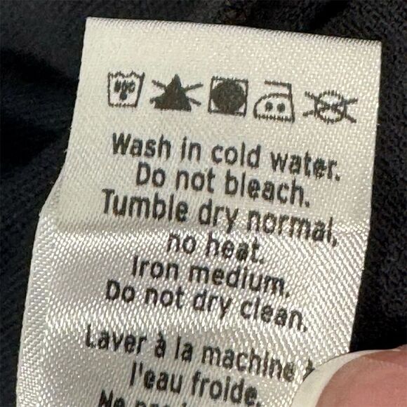 Carbon2Cobalt Effortlessly Cool Black Button Shirt M Soft Cotton Minimal Dadcore - Picture 9 of 9